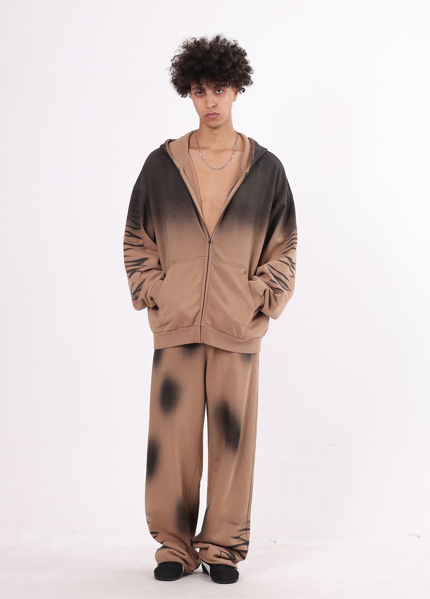 Gradient Brushed Straight-leg Pants